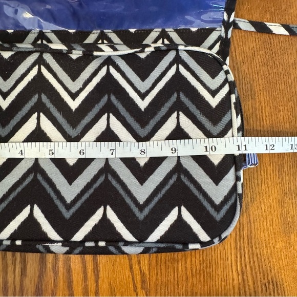 Vera Bradley Hanging Travel Organizer Chevron Blue Black Grey 5 Pocket 11”x30” - Picture 10 of 12